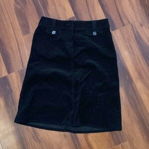 🔮 5 for $20 🔮  H&M black cordoroy skirt